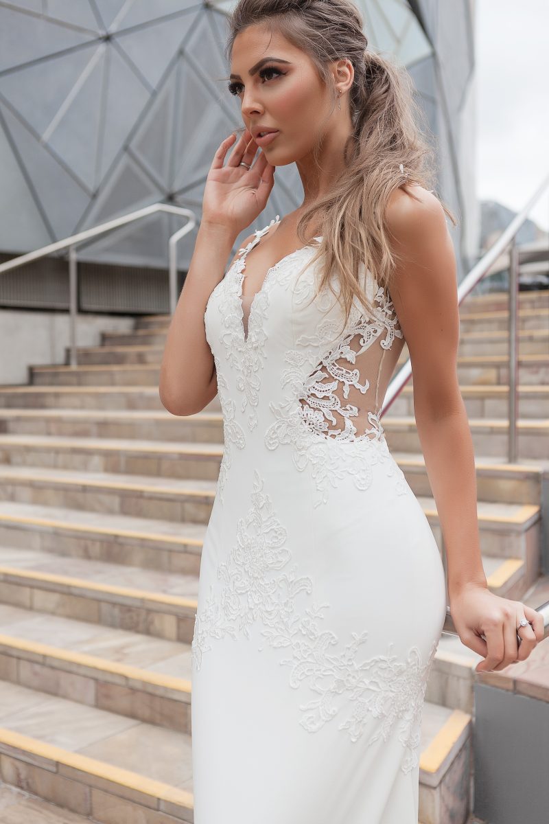 Elegant sleek Wedding Dress Melbourne