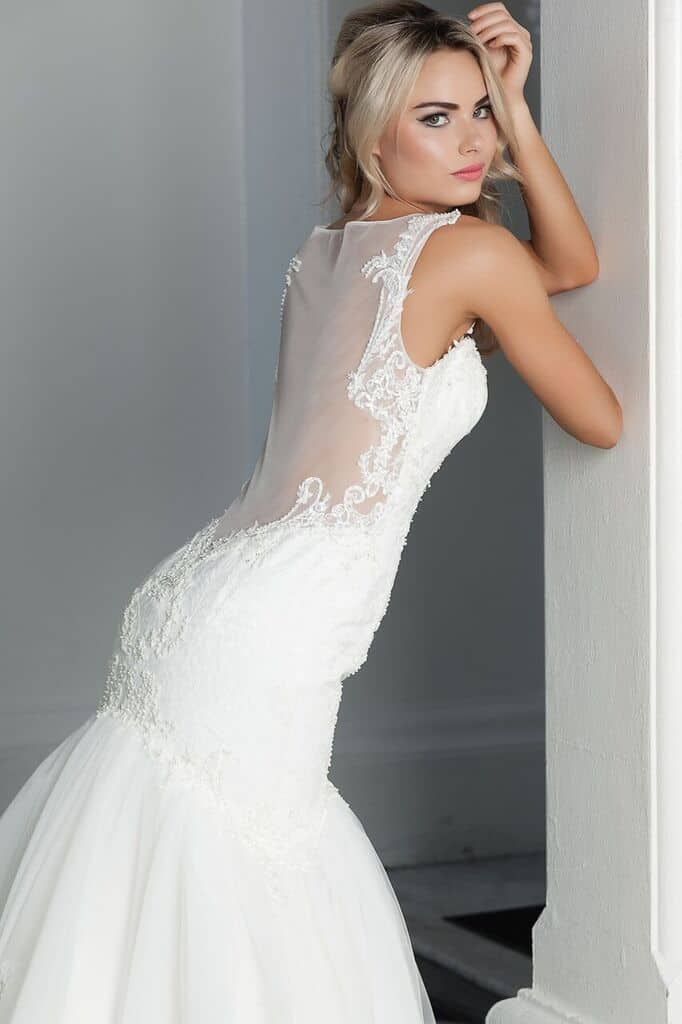 Lookbook Bride