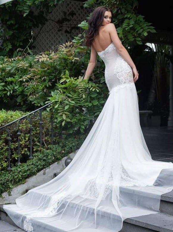 The Perfect Custom Wedding Dress As Per Your Zodiac Sign- Your Guide