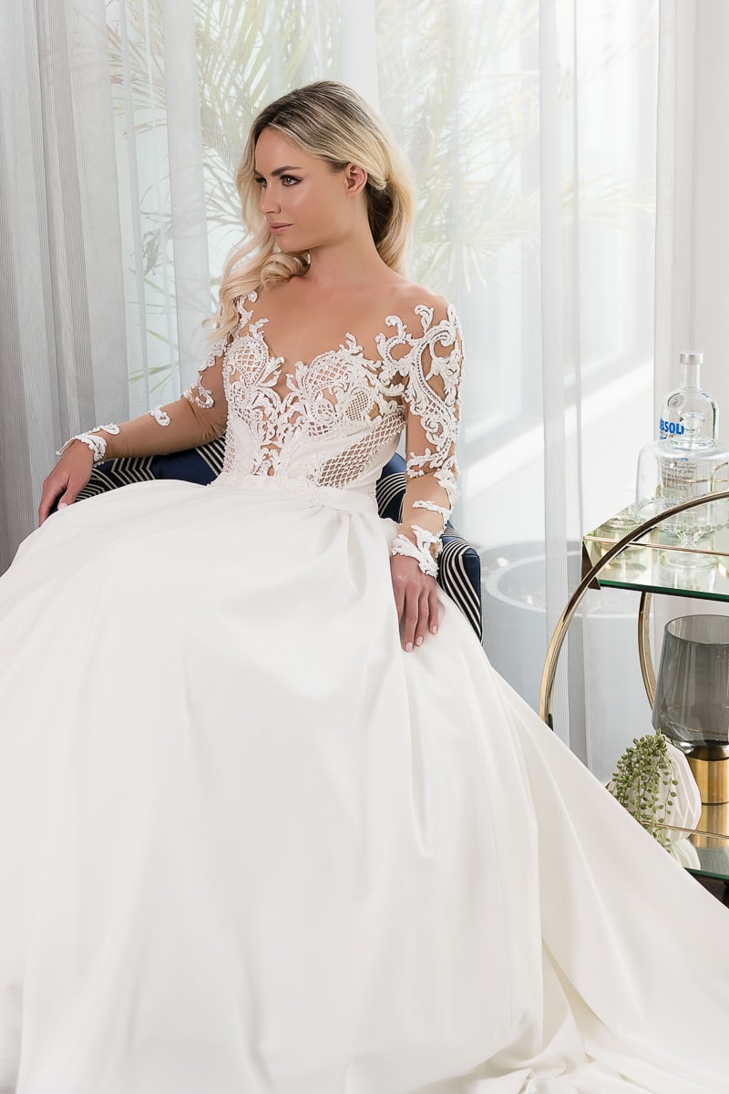 Lookbook Bride