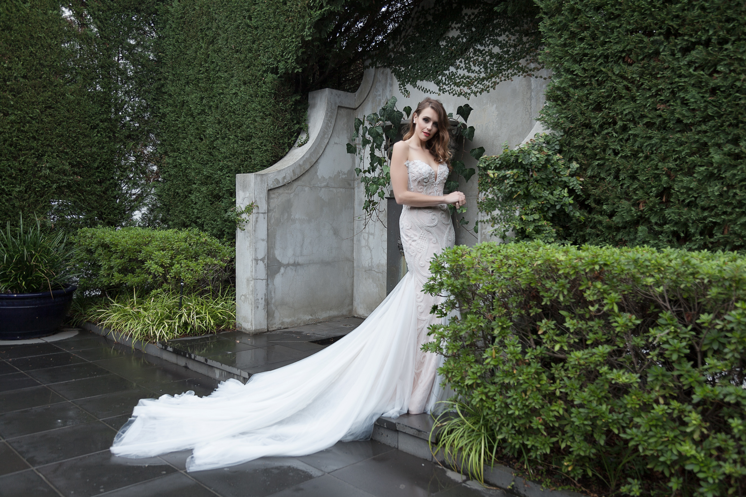 Lookbook Bride