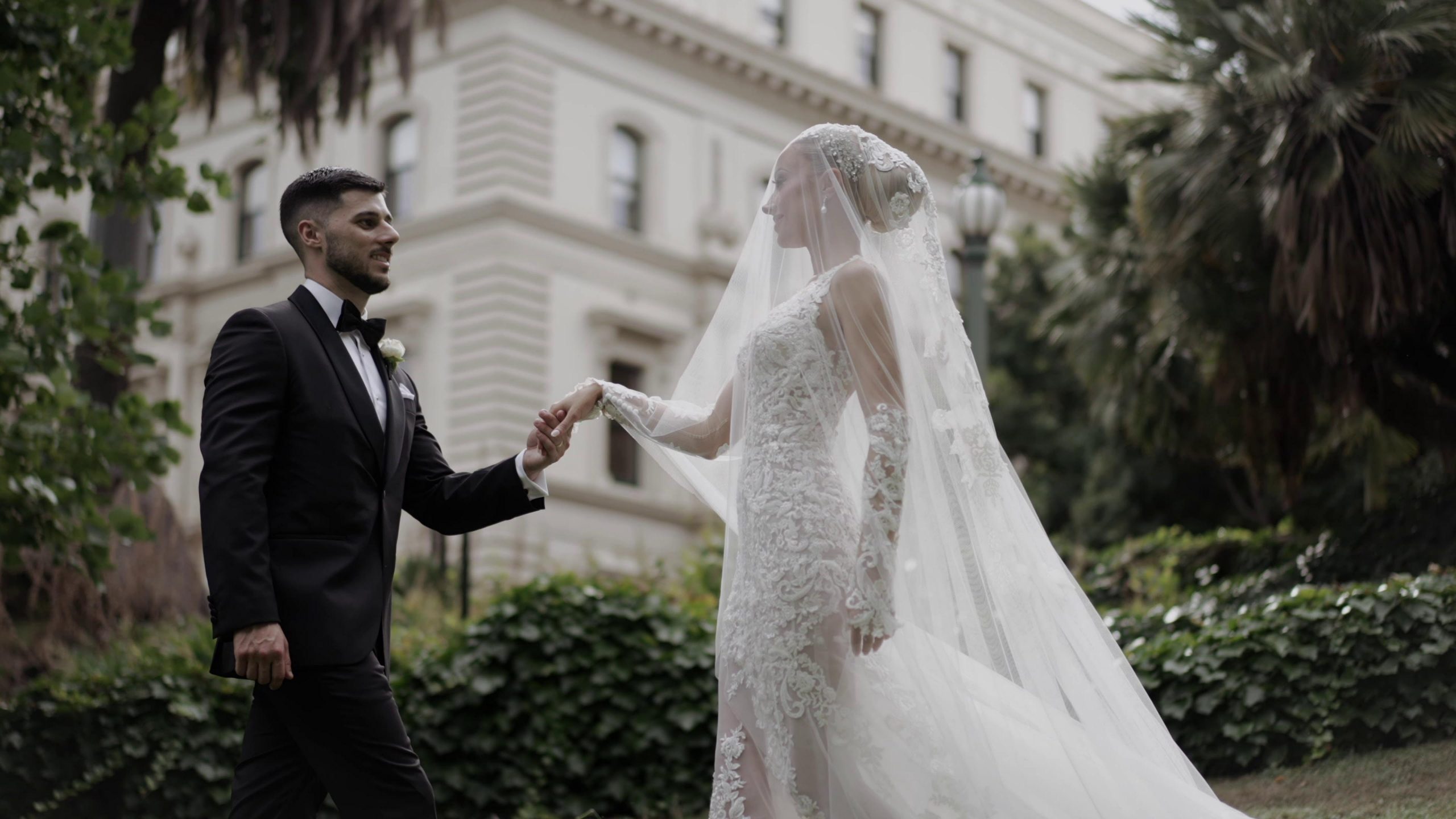 Lookbook Bride