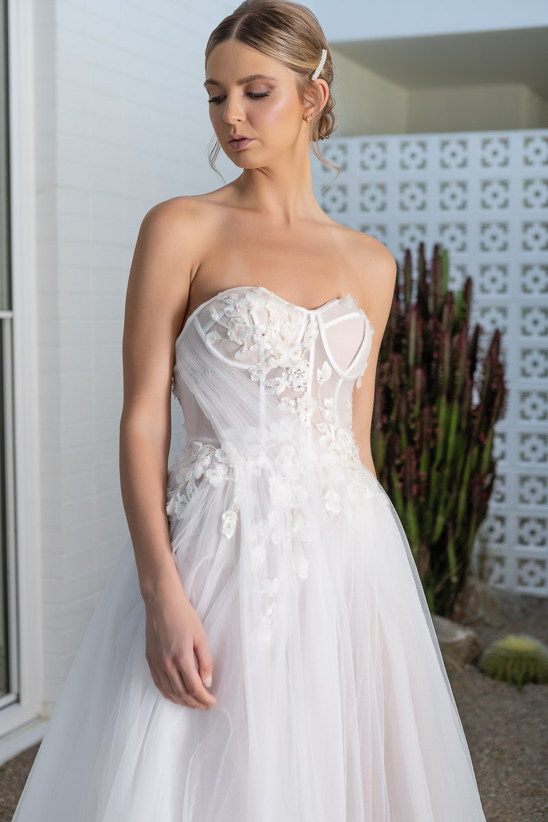 Lookbook Bride
