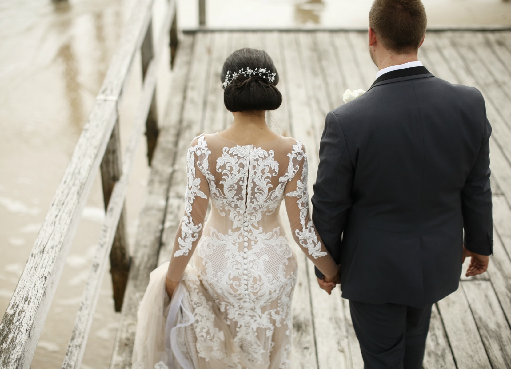 Lookbook Bride