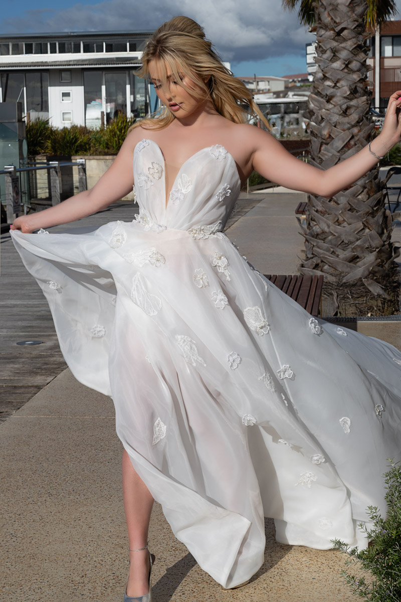 Lookbook Bride