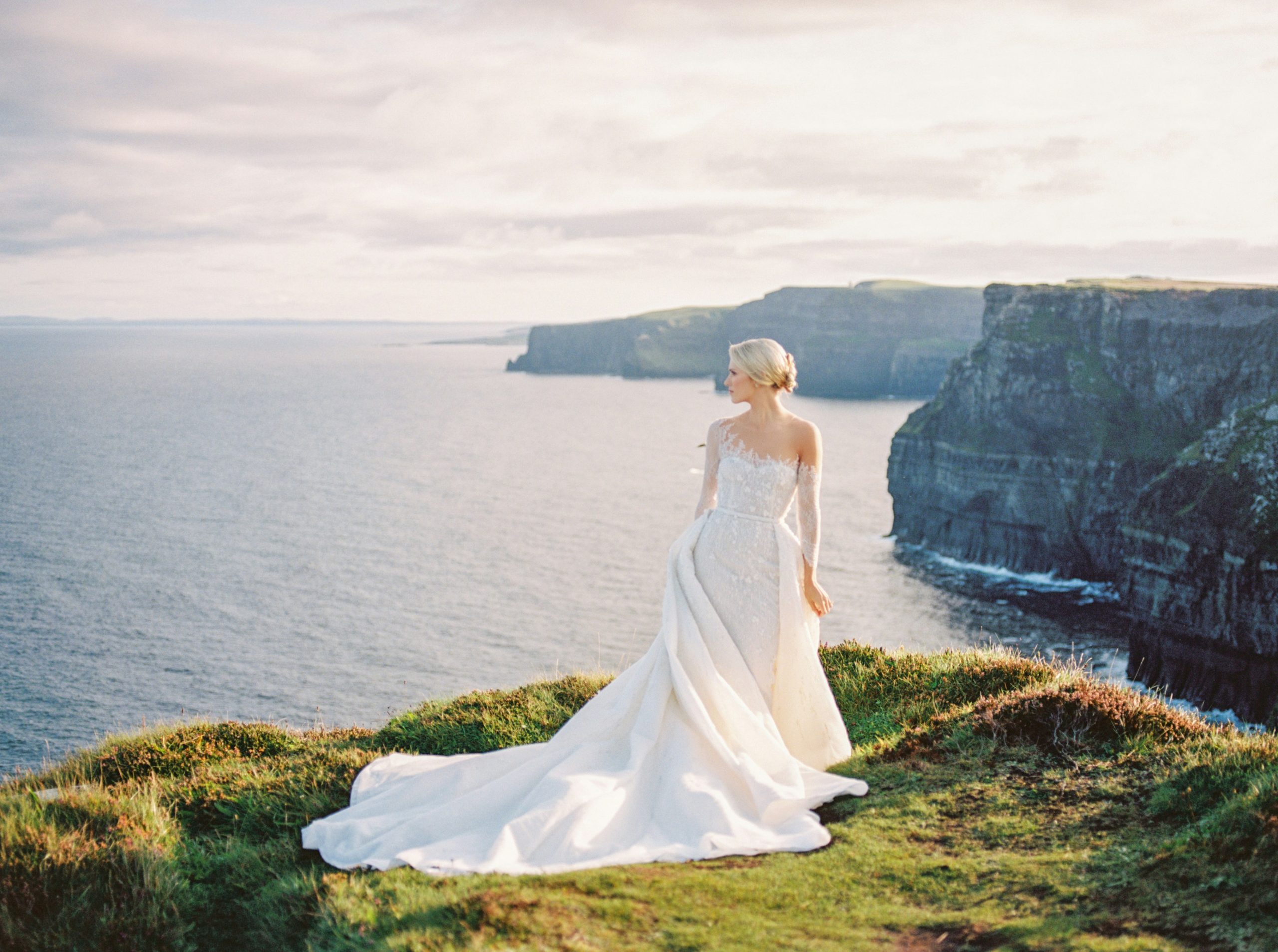 Lookbook Bride