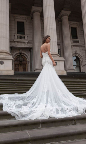 Sample Sale size 10 to 12 $900 Low V back wedding dress
