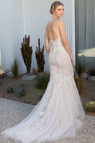 Vintage lace wedding dress with scoop neckline