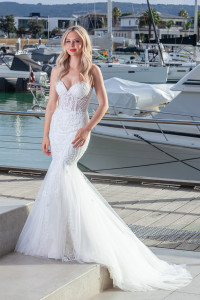 rent a wedding dress Melbourne