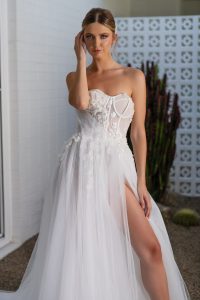 rent a wedding dress Melbourne