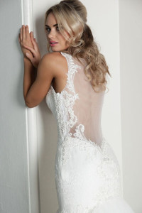 hire wedding gown