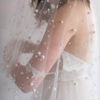 pearl droplet bridal veil